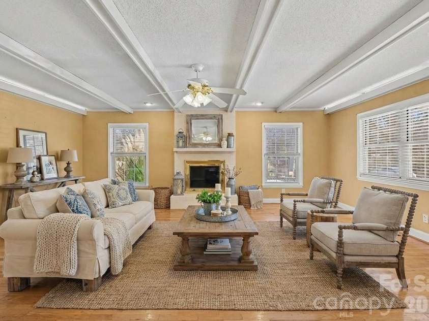 6035 Idlebrook Drive, Charlotte, NC 28212.  MLS# CAR4334979, YatesRealty ID 24986. Virtually staged