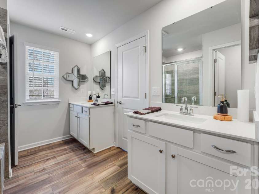 1028 Bandon Drive, Waxhaw, NC 28173.  MLS# CAR4385921, YatesRealty ID 24987. 