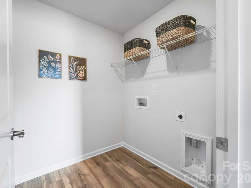 1028 Bandon Drive, Waxhaw, NC 28173.  MLS# CAR4385921, YatesRealty ID 24987. 