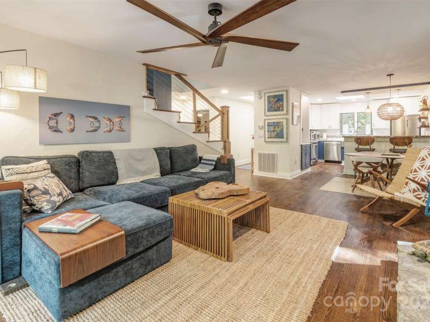 21A Cedarwood Terrace, Asheville, NC 28803.  MLS# CAR4253981, YatesRealty ID 24987. 