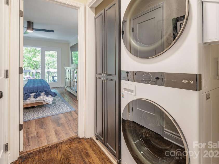 21A Cedarwood Terrace, Asheville, NC 28803.  MLS# CAR4253981, YatesRealty ID 24987. 