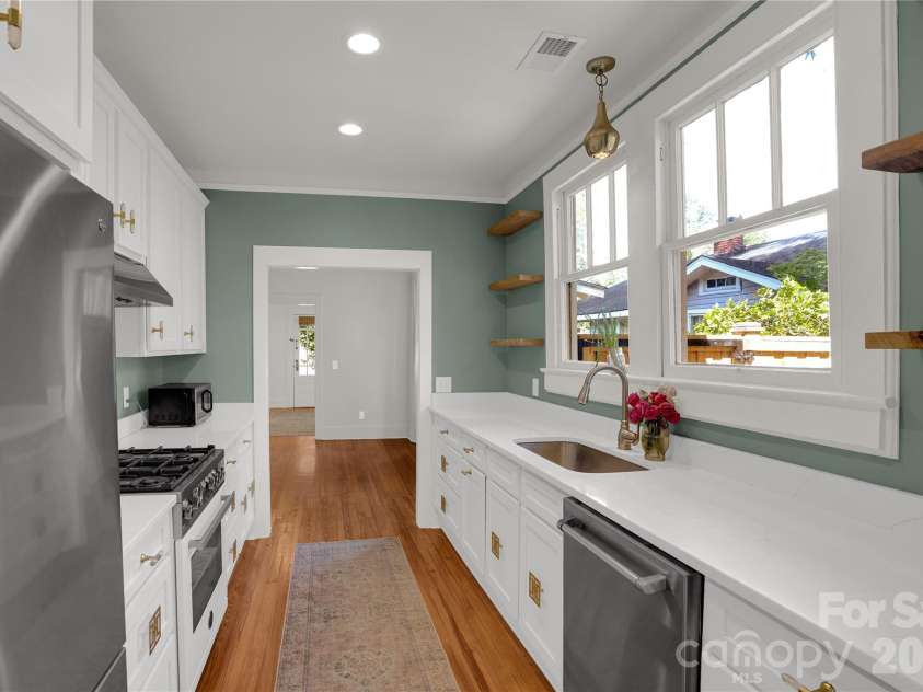 2418 Clark Street, Columbia, SC 29201.  MLS# CAR4378129, YatesRealty ID 24988. 