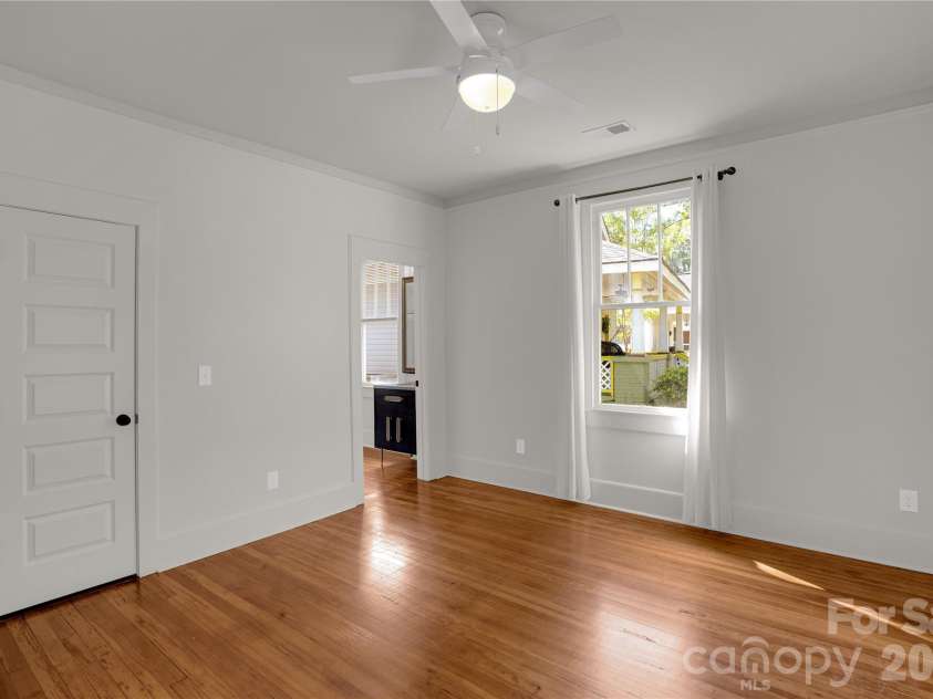 2418 Clark Street, Columbia, SC 29201.  MLS# CAR4378129, YatesRealty ID 24988. 