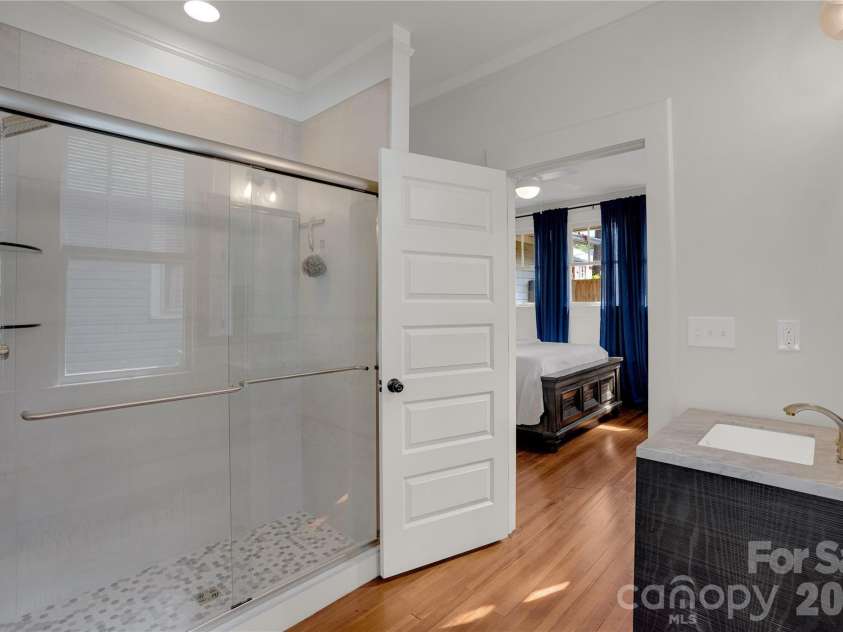 2418 Clark Street, Columbia, SC 29201.  MLS# CAR4378129, YatesRealty ID 24988. 
