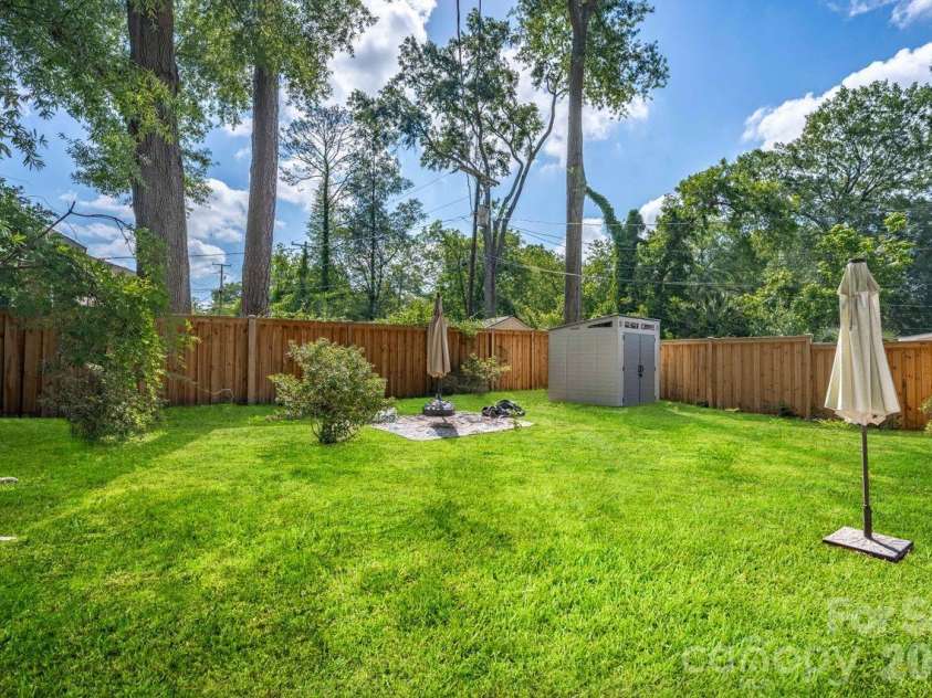 2418 Clark Street, Columbia, SC 29201.  MLS# CAR4378129, YatesRealty ID 24988. Lawn Rep