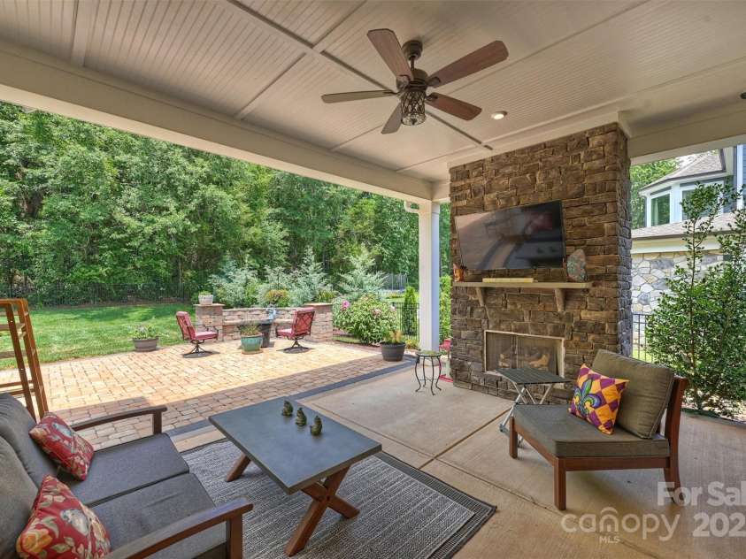 13012 Brooklyn Skylar Way, Huntersville, NC 28078.  MLS# CAR4273949, YatesRealty ID 24989. 