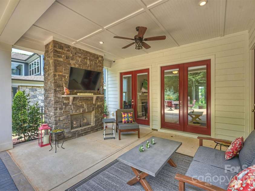 13012 Brooklyn Skylar Way, Huntersville, NC 28078.  MLS# CAR4273949, YatesRealty ID 24989. 