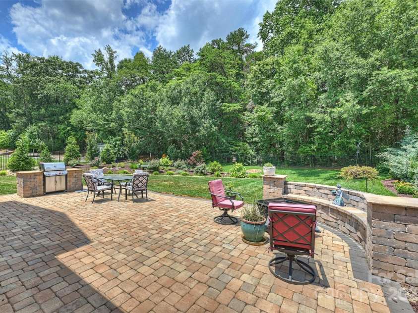 13012 Brooklyn Skylar Way, Huntersville, NC 28078.  MLS# CAR4273949, YatesRealty ID 24989. 