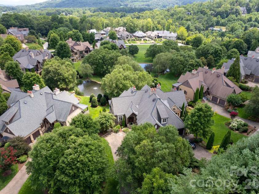 14 Foxbridge Way, Arden, NC 28704.  MLS# CAR4385828, YatesRealty ID 24989. 