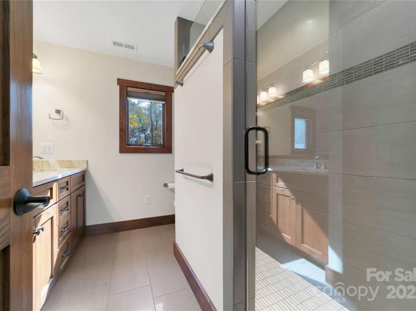 1291 Indian Camp Mountain Road, Rosman, NC 28772.  MLS# CAR4282700, YatesRealty ID 2499. Upstairs bath