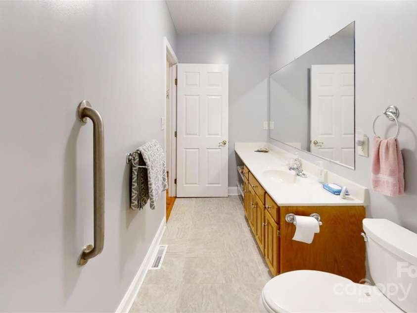 1499 Angela Court, Lincolnton, NC 28092.  MLS# CAR4189385, YatesRealty ID 2499. 