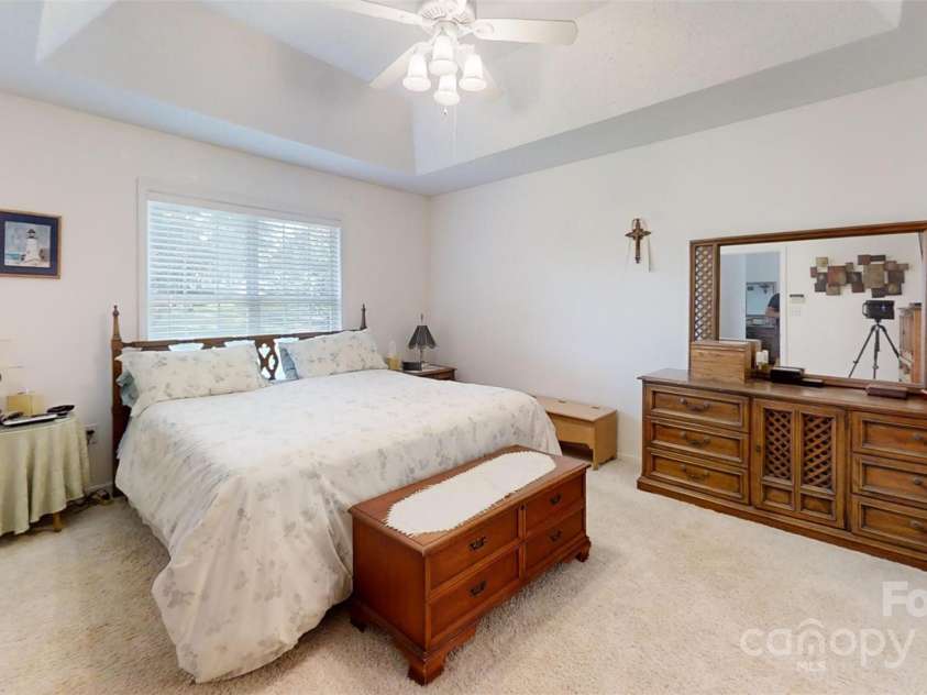 1499 Angela Court, Lincolnton, NC 28092.  MLS# CAR4189385, YatesRealty ID 2499. 