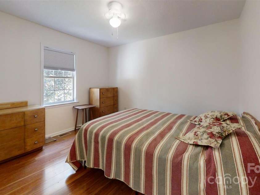 1499 Angela Court, Lincolnton, NC 28092.  MLS# CAR4189385, YatesRealty ID 2499. 