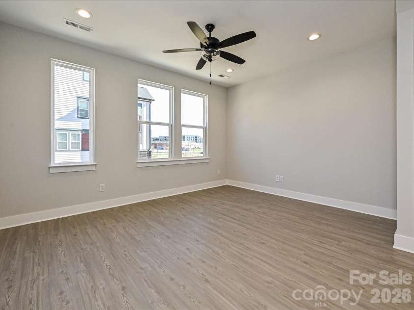 908 Callahan Street, Charlotte, NC 28206.  MLS# CAR4208862, YatesRealty ID 2499. Living Room