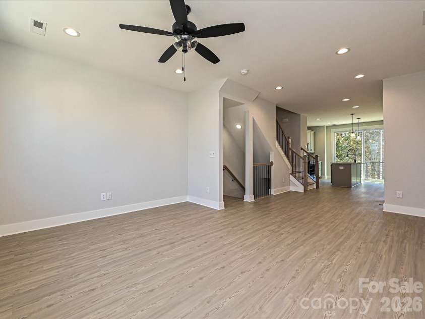 908 Callahan Street, Charlotte, NC 28206.  MLS# CAR4208862, YatesRealty ID 2499. Living/Dining/Kitchen