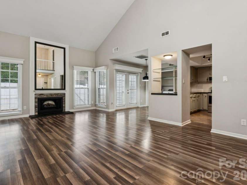 11128 Sevilla Court, Charlotte, NC 28226.  MLS# CAR4405077, YatesRealty ID 24990. 