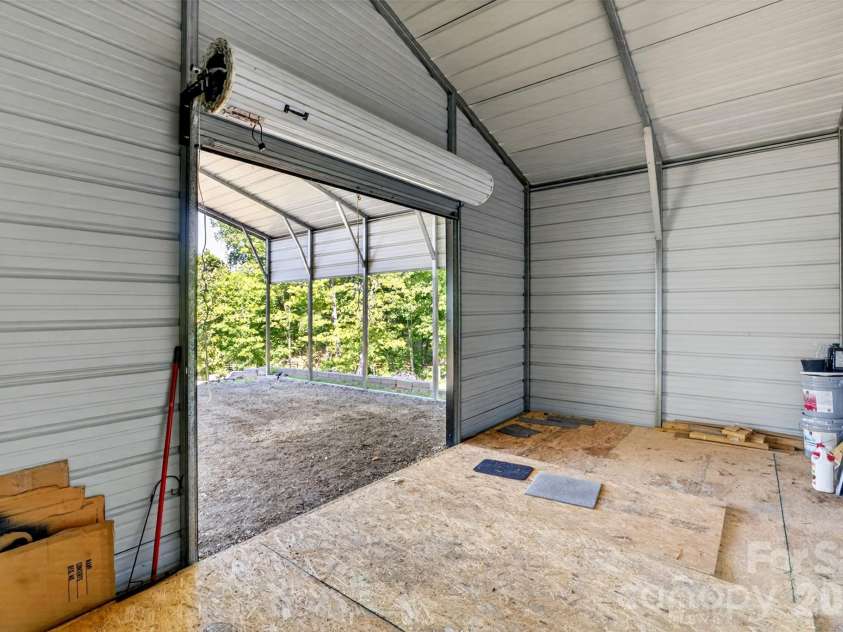 138 Kasler Road, Cowpens, SC 29330.  MLS# CAR4378444, YatesRealty ID 24992. 