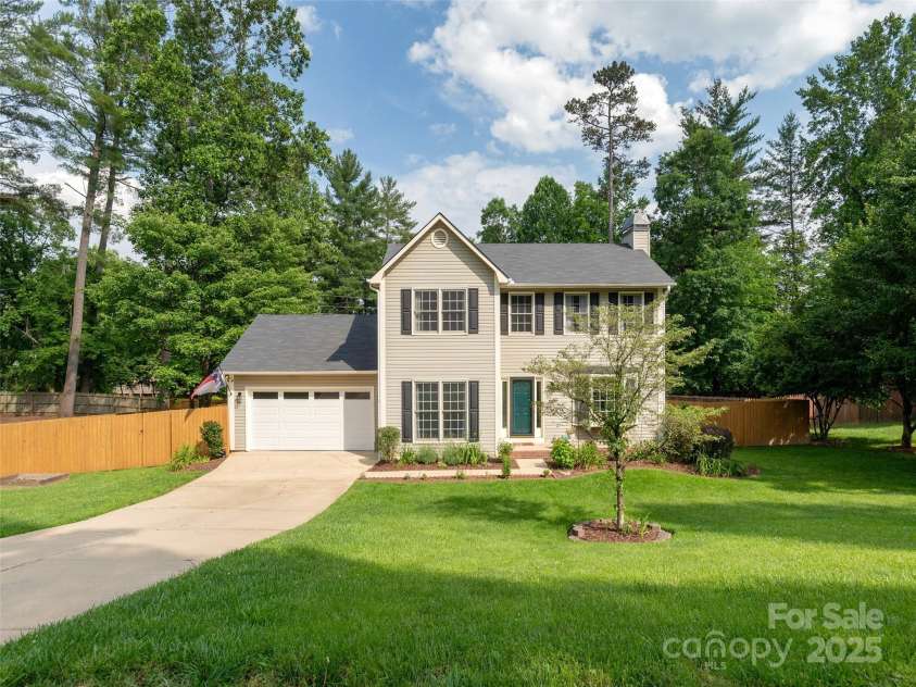 502 Windsor Forest Court, Fletcher, NC 28732.  MLS# CAR4270886, YatesRealty ID 24992. 