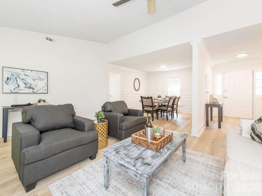 8208 Bluesage Circle, Charlotte, NC 28270.  MLS# CAR4384990, YatesRealty ID 24993. 