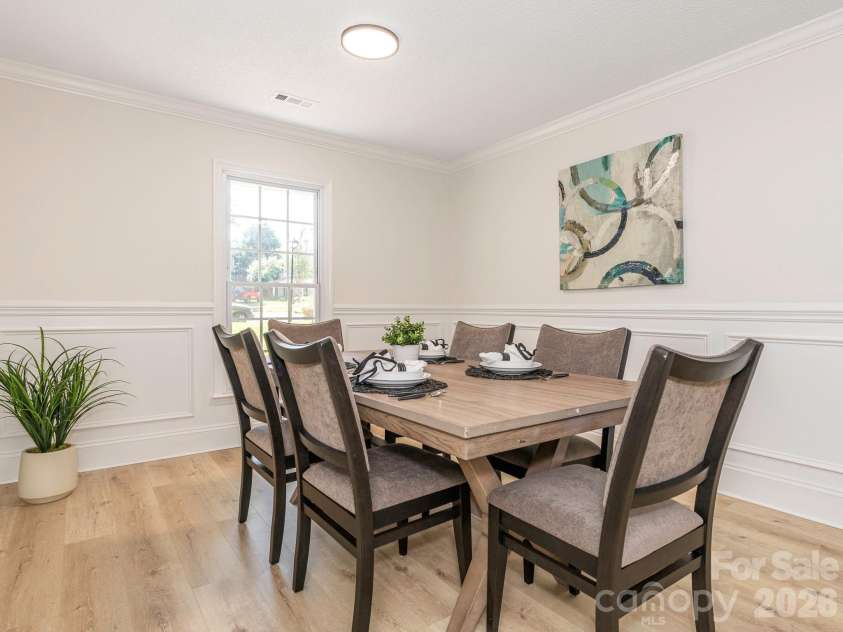 8208 Bluesage Circle, Charlotte, NC 28270.  MLS# CAR4384990, YatesRealty ID 24993. 