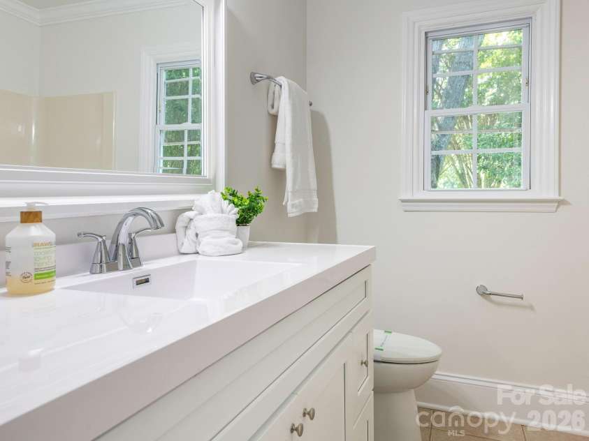 8208 Bluesage Circle, Charlotte, NC 28270.  MLS# CAR4384990, YatesRealty ID 24993. 