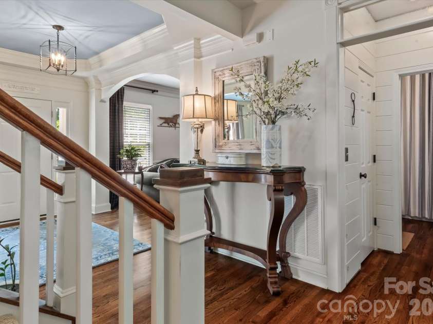 20101 Coachmans Wood Lane, Cornelius, NC 28031.  MLS# CAR4382693, YatesRealty ID 24994. 