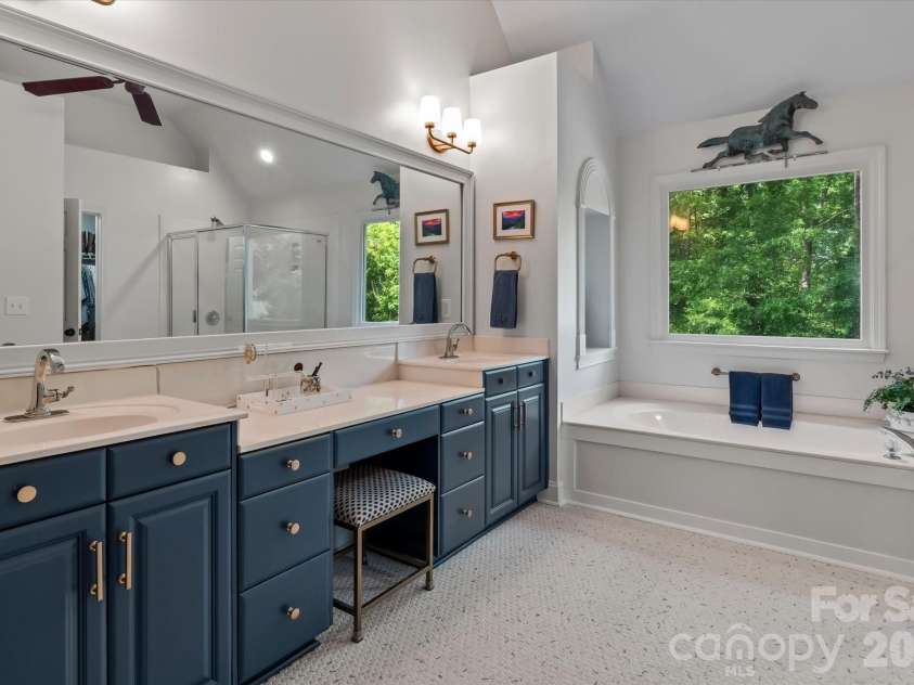 20101 Coachmans Wood Lane, Cornelius, NC 28031.  MLS# CAR4382693, YatesRealty ID 24994. 