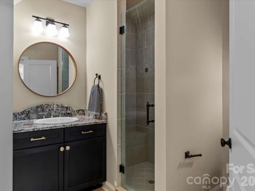 20101 Coachmans Wood Lane, Cornelius, NC 28031.  MLS# CAR4382693, YatesRealty ID 24994. 