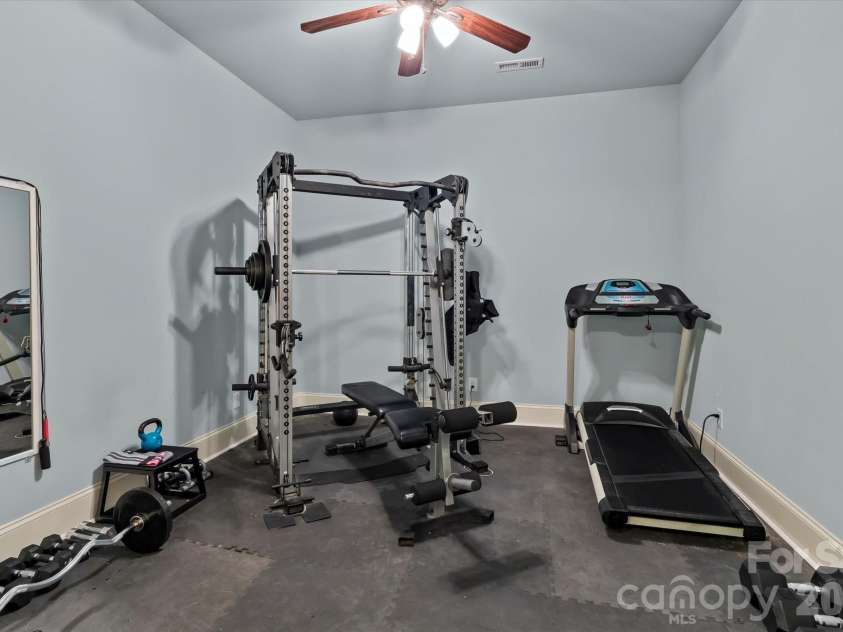 20101 Coachmans Wood Lane, Cornelius, NC 28031.  MLS# CAR4382693, YatesRealty ID 24994. 