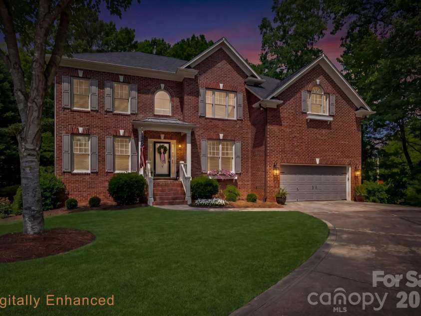 20101 Coachmans Wood Lane, Cornelius, NC 28031.  MLS# CAR4382693, YatesRealty ID 24994. 