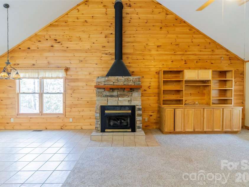106 Cabin Creek Road, Sylva, NC 28779.  MLS# CAR4368316, YatesRealty ID 24995. 