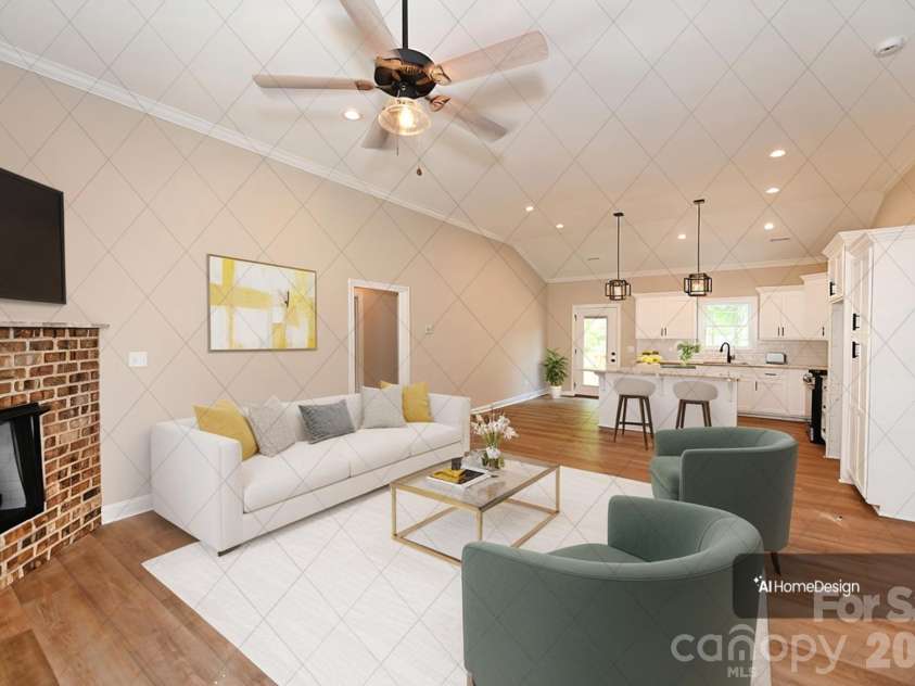 4940 Southview Drive, Hickory, NC 28602.  MLS# CAR4275287, YatesRealty ID 24995. Virtually Staged 