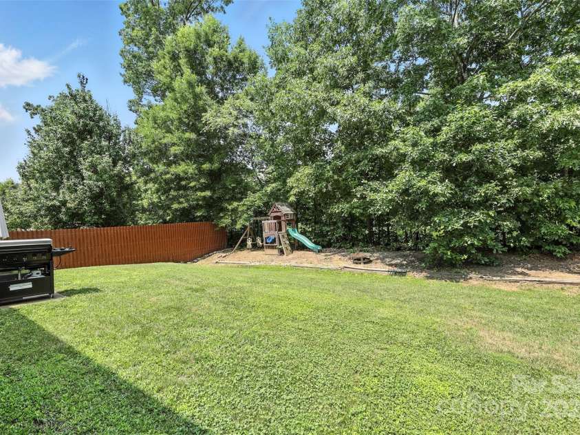 409 Bougainvillea Court, Monroe, NC 28110.  MLS# CAR4277392, YatesRealty ID 24996. 