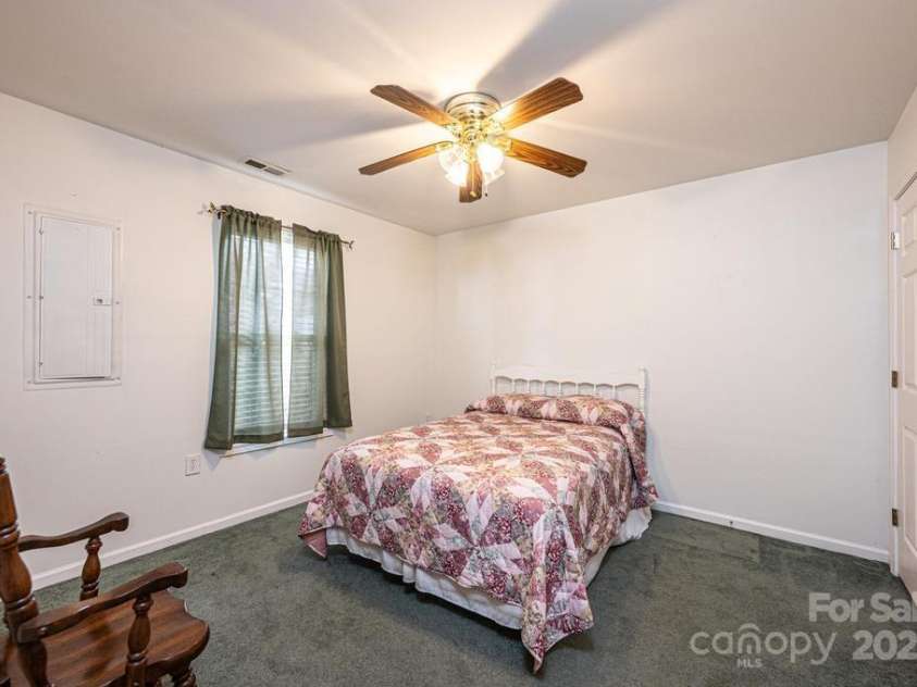 1687 Golden Cedar Lane, Newton, NC 28658.  MLS# CAR4329219, YatesRealty ID 24997. 