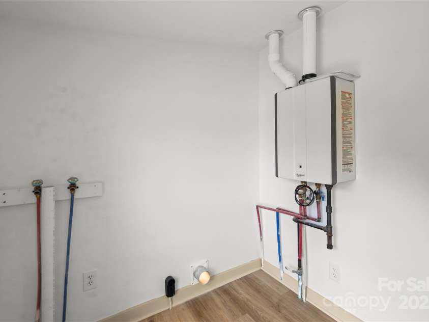 4345 Stewart Road, Claremont, NC 28610.  MLS# CAR4279588, YatesRealty ID 24998. 