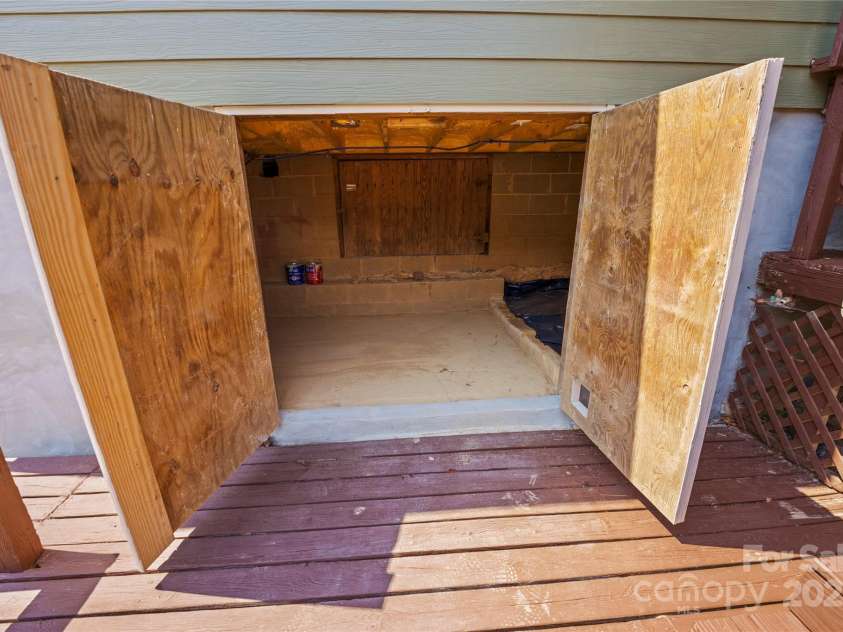 4345 Stewart Road, Claremont, NC 28610.  MLS# CAR4279588, YatesRealty ID 24998. 