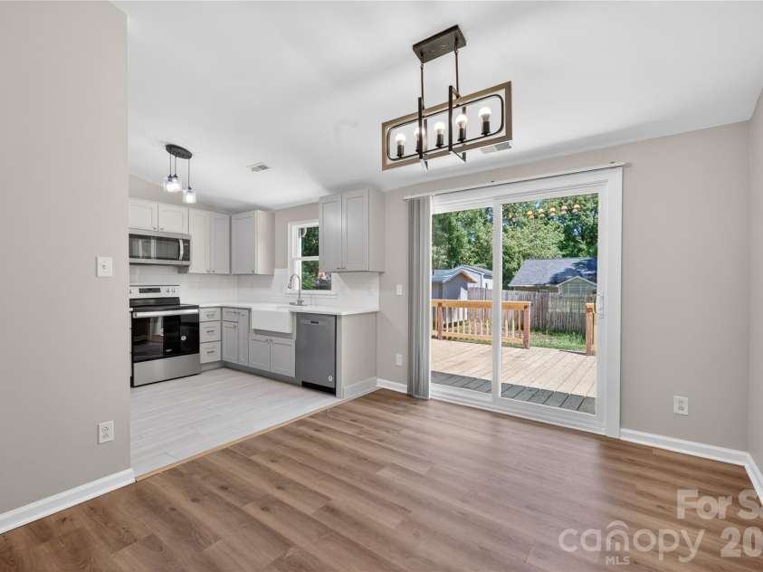 5911 Morninglow Court, Charlotte, NC 28212.  MLS# CAR4382746, YatesRealty ID 24998. 
