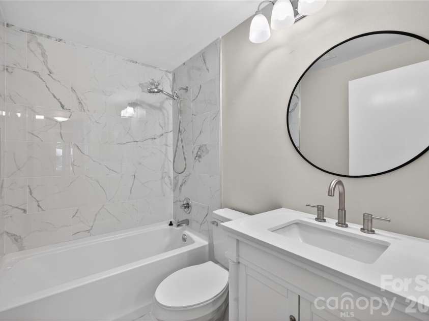5911 Morninglow Court, Charlotte, NC 28212.  MLS# CAR4382746, YatesRealty ID 24998. 