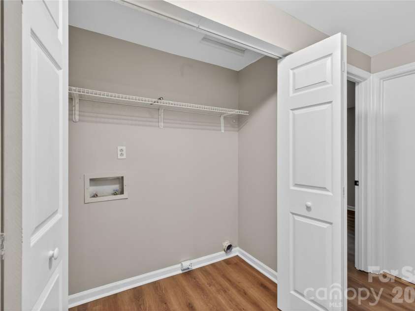 5911 Morninglow Court, Charlotte, NC 28212.  MLS# CAR4382746, YatesRealty ID 24998. 