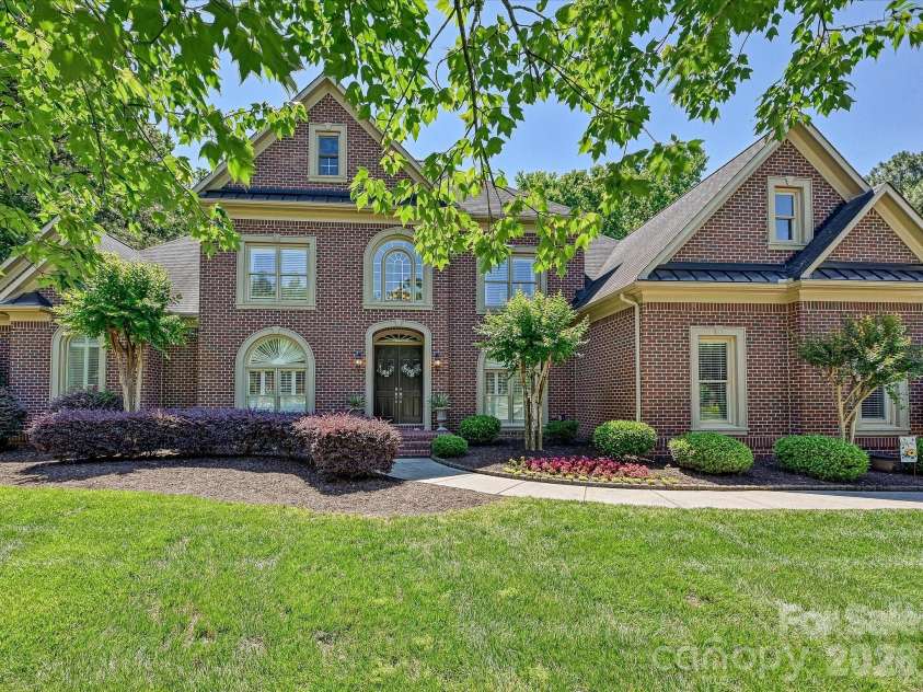 17146 Harcombe Drive, Charlotte, NC 28277.  MLS# CAR4382338, YatesRealty ID 24999. 