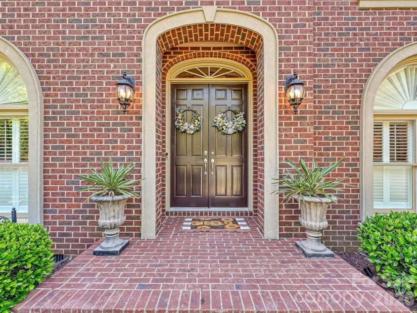 17146 Harcombe Drive, Charlotte, NC 28277.  MLS# CAR4382338, YatesRealty ID 24999. 
