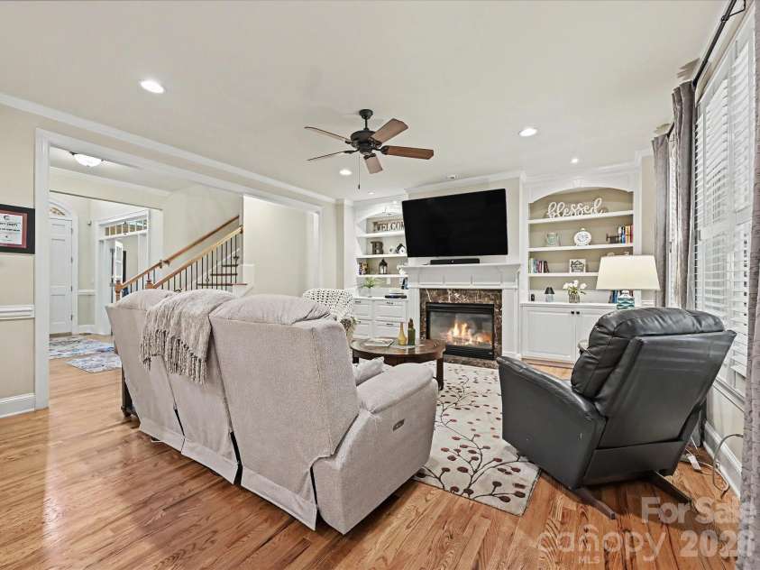 17146 Harcombe Drive, Charlotte, NC 28277.  MLS# CAR4382338, YatesRealty ID 24999. 