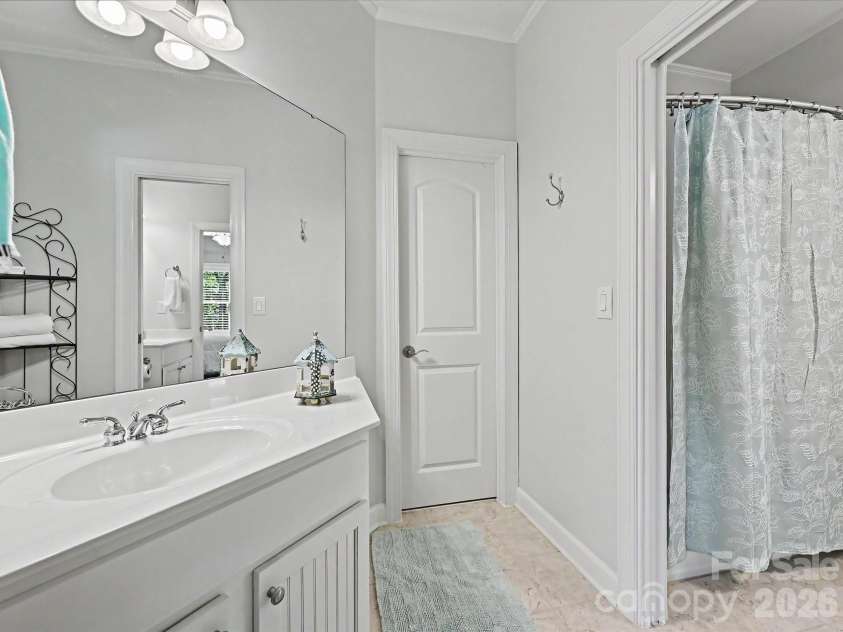 17146 Harcombe Drive, Charlotte, NC 28277.  MLS# CAR4382338, YatesRealty ID 24999. 
