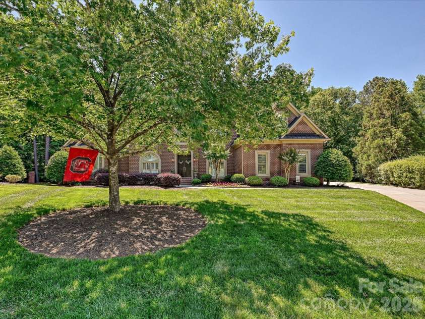 17146 Harcombe Drive, Charlotte, NC 28277.  MLS# CAR4382338, YatesRealty ID 24999. 
