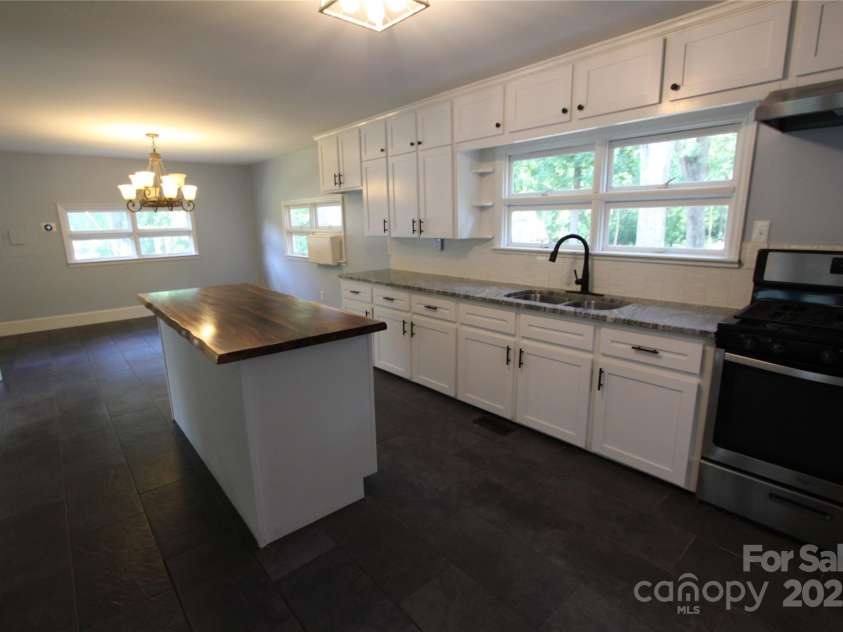 1257 Reese Roach Road, Rock Hill, SC 29730.  MLS# CAR4276630, YatesRealty ID 25. 