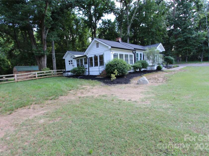 1257 Reese Roach Road, Rock Hill, SC 29730.  MLS# CAR4276630, YatesRealty ID 25. 