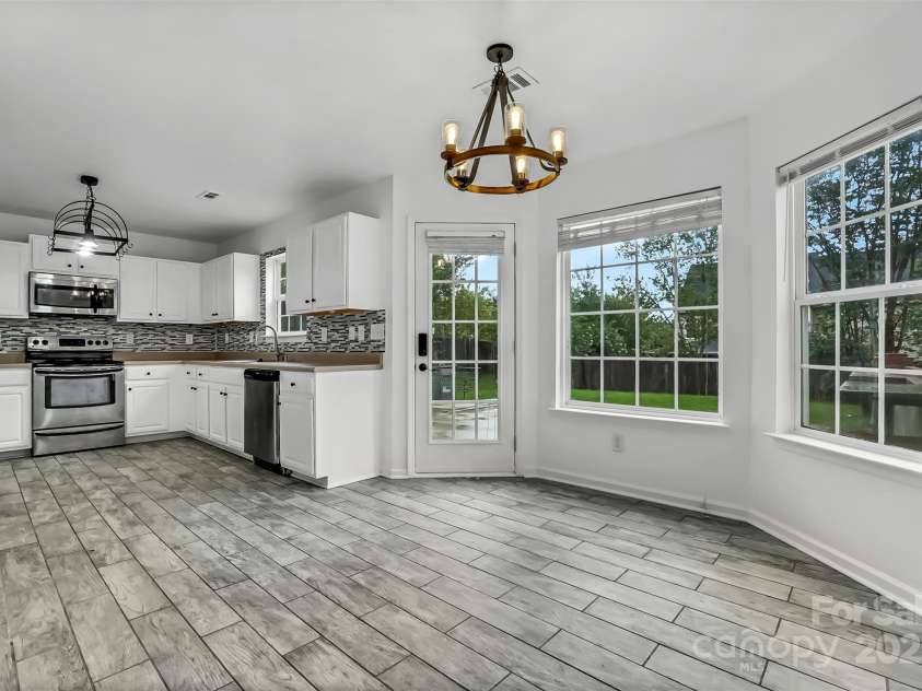 305 White Water Drive, Rock Hill, SC 29732.  MLS# CAR4301011, YatesRealty ID 25. 