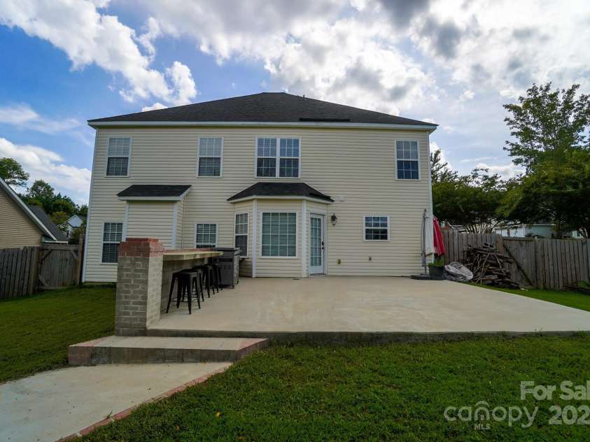 305 White Water Drive, Rock Hill, SC 29732.  MLS# CAR4301011, YatesRealty ID 25. 