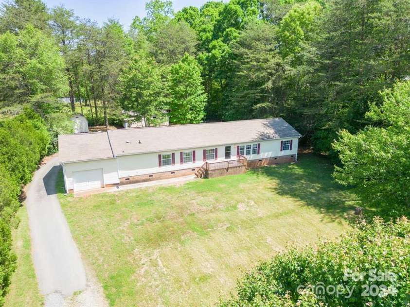1668 Lane Road, Mount Holly, NC 28120.  MLS# CAR4196443, YatesRealty ID 250. 