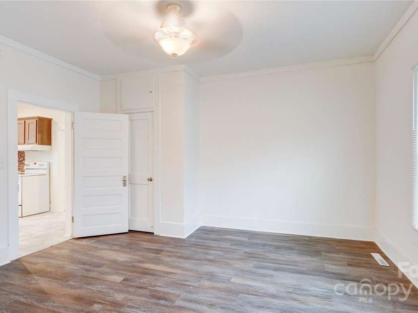 1003 Cannon Boulevard, Kannapolis, NC 28083.  MLS# CAR4326780, YatesRealty ID 2500. 